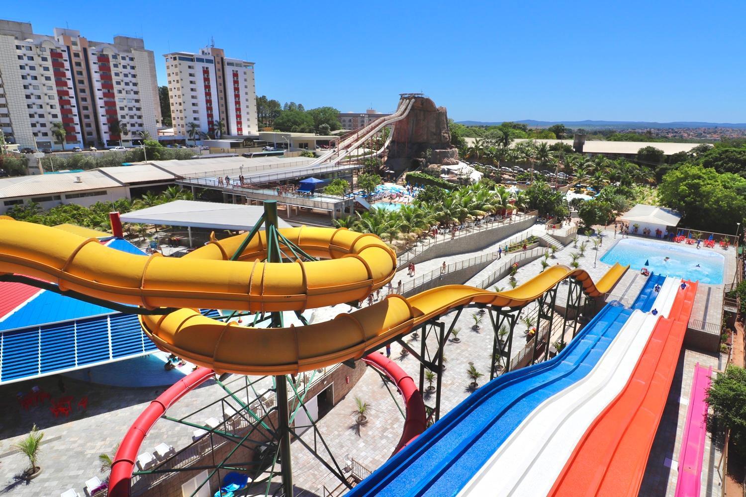 Spazzio Diroma - Com Acesso Acqua Park Caldas Novas Bagian luar foto